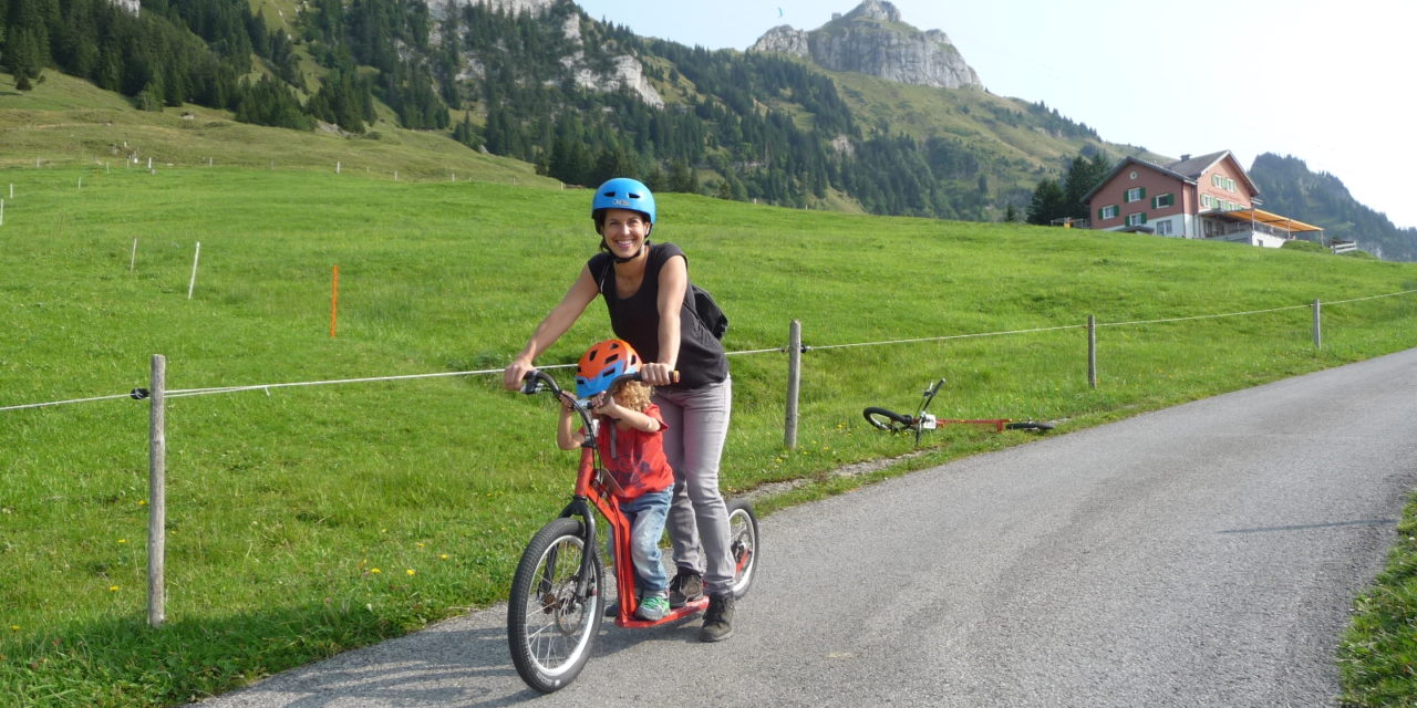 Hoher Kasten: Trottinett fahren und wandern im Appenzellerland